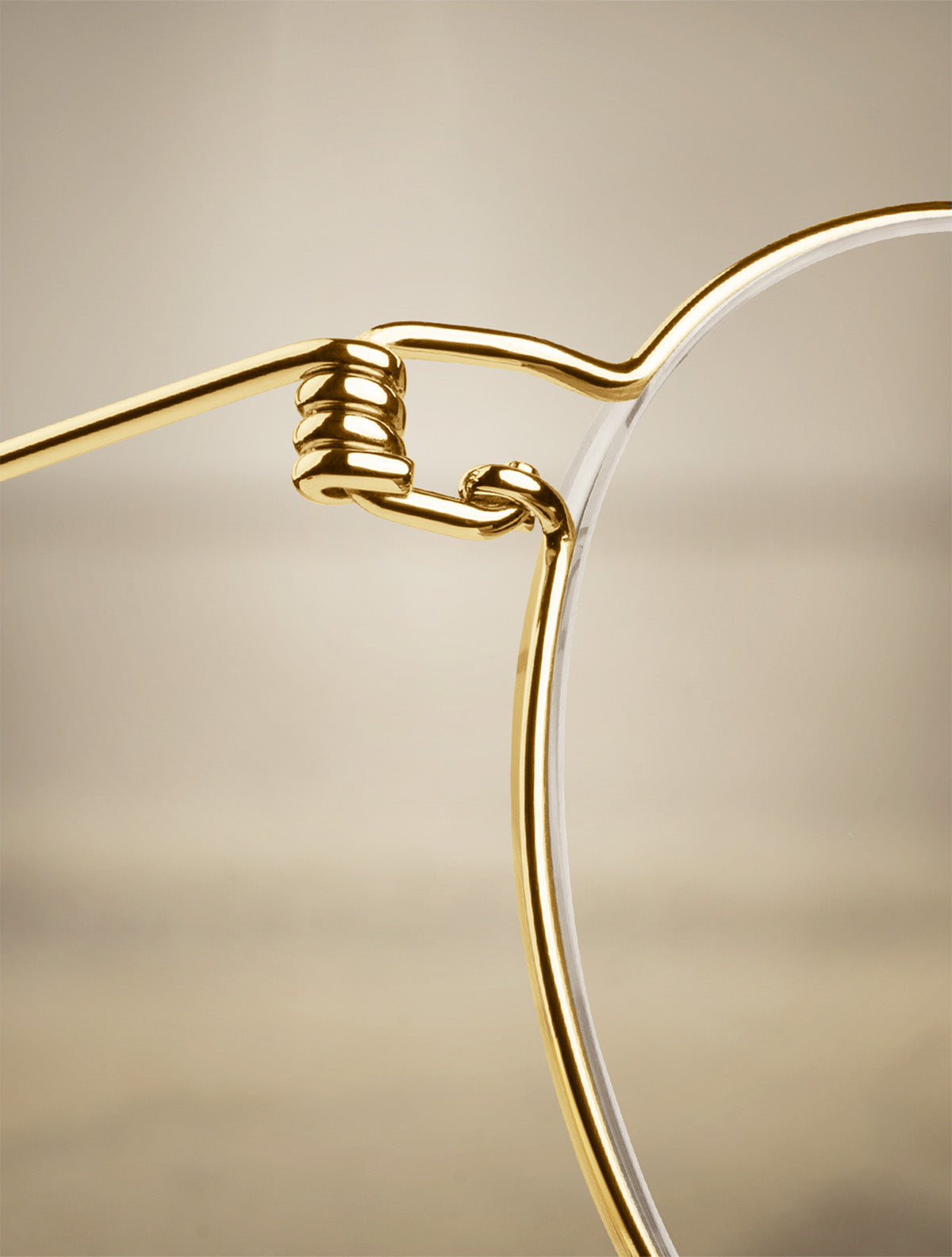 Close-up of LINDBERG Precious 18-karat solid gold eyewear